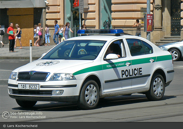 Praha - Policie - 1A5 8232 - FuStW