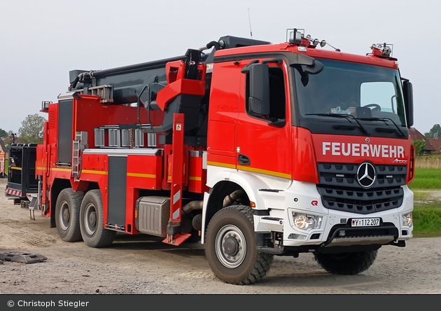 Jever - Feuerwehr - FeuerwRettKfz LfzBes