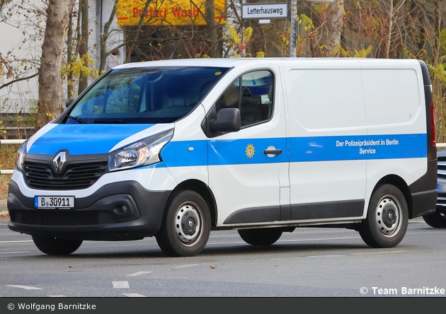 B-30911 - Renault Trafic - leLKW