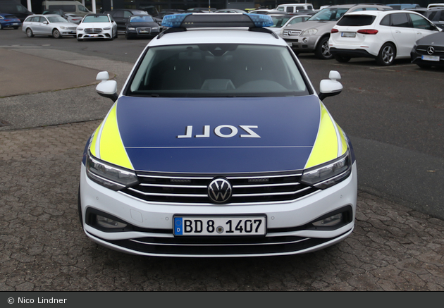 BD8-1407 - VW Passat Variant - FuStW