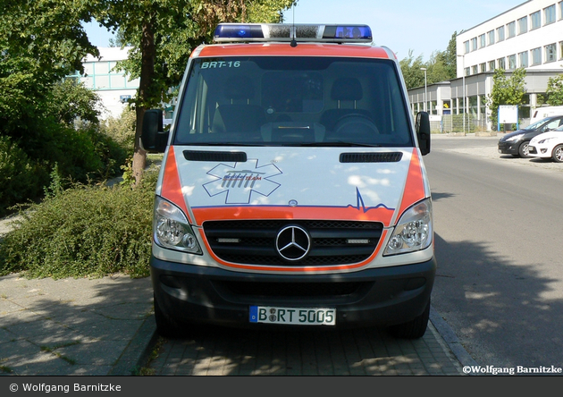 Krankentransport Berliner Rettungsdienst Team - BRT-16 KTW