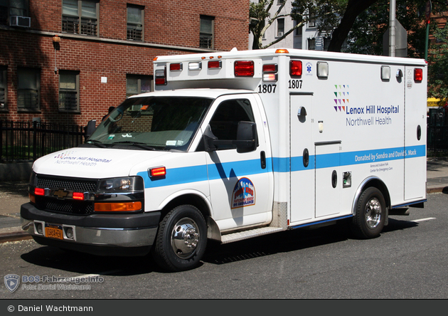 NYC - Manhattan - Lenox Hill Hospital Emergency Medical Service - Ambulance 1807 - RTW