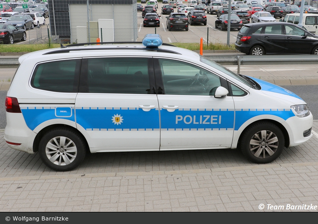 BP16-539 - VW Sharan - FuStW