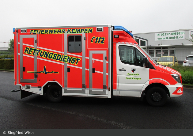 Rettung Kempen 03 RTW 02 (a.D.)