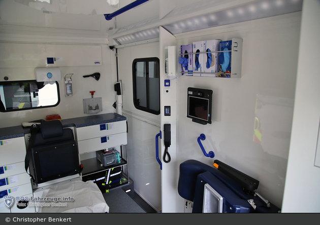 Winterthur - Rettungsdienst Winterthur - RTW - 1