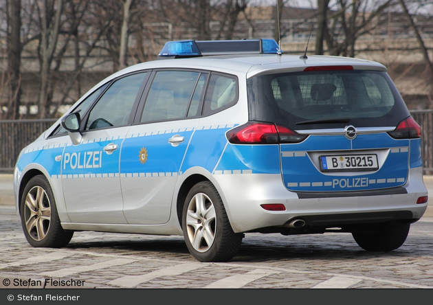 B-30215 - Opel Zafira Tourer - FuStW