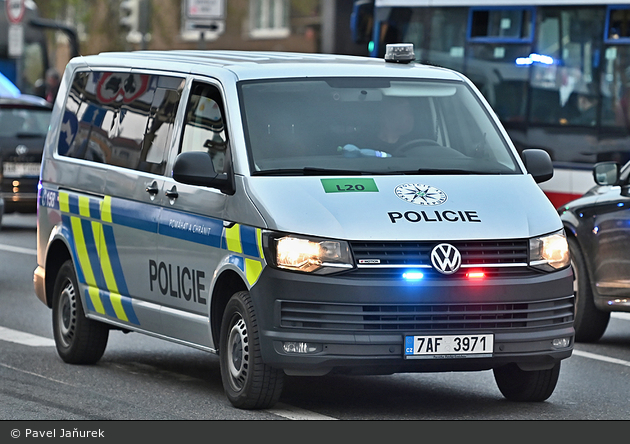 Praha - Policie - 7AF 3971 - FüKw