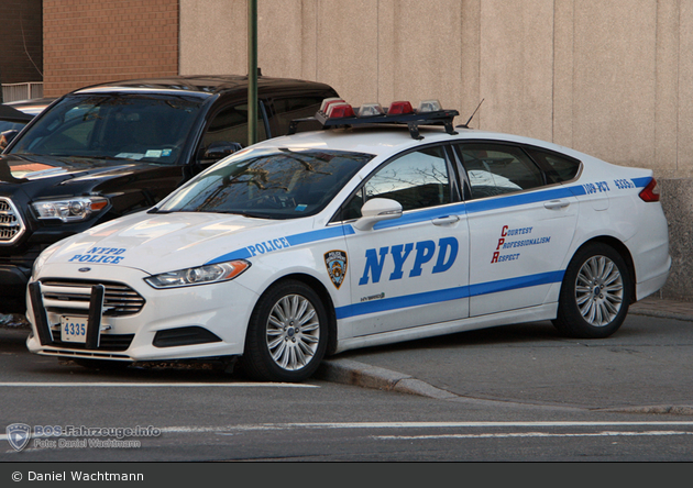 NYPD - Queens - 109th Precinct - FuStW 4335