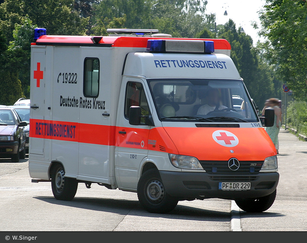 Rotkreuz Pforzheim 02/83-02