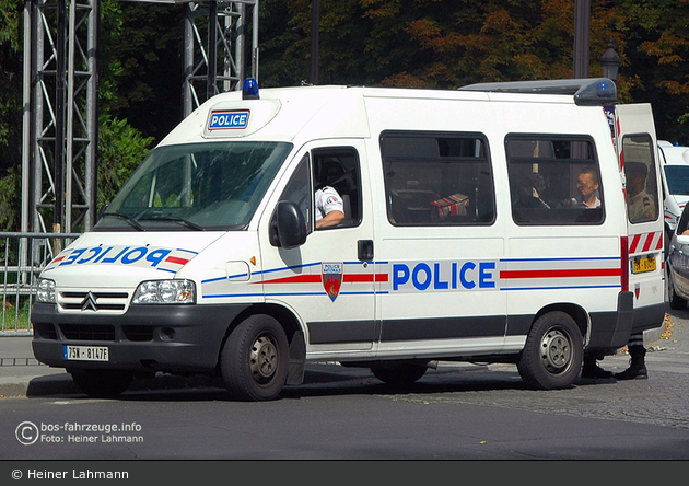 Paris - Police Nationale - VUKw