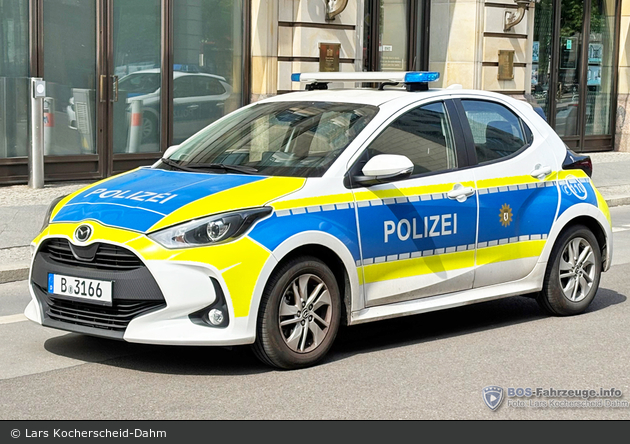 B-3166 - Mazda 2 Hybrid - FuStW