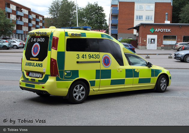 Strängnäs - Landstinget Sörmland - Ambulans - 3 41-9430