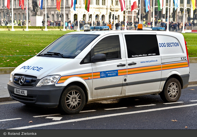 London - Metropolitan Police Service - Dog Support Unit - DHuFüKw - KXQ