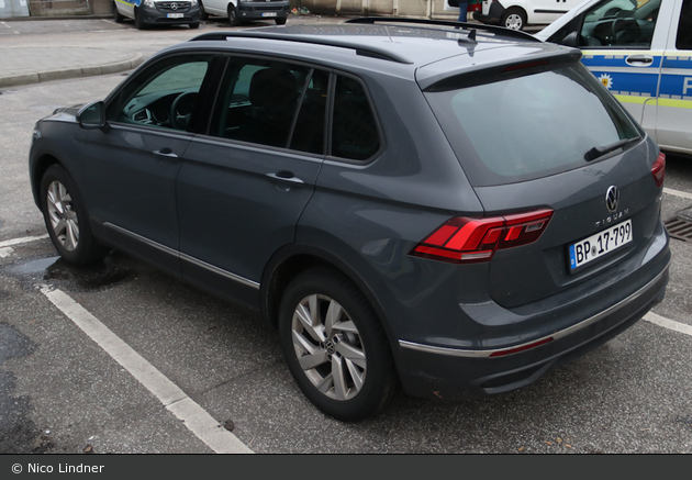 BP17-799 - VW Tiguan - PKW