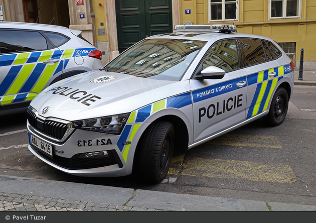 Praha - Policie - 8AL 6415 - FuStW