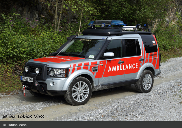 Wülfrath - Land Rover Deutschland GmbH - Offroad-Rettungsfahrzeug