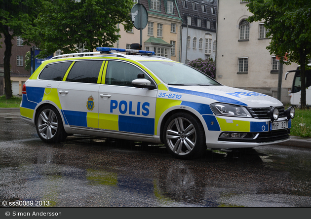 Stockholm-Norrort - Polis - FuStW - 135-8210