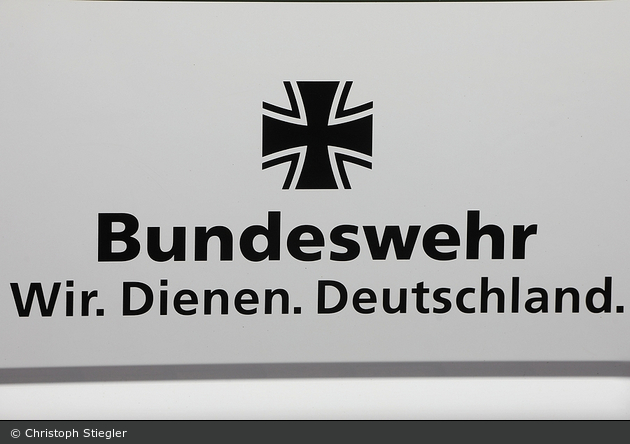 Wilhelmshaven - Feldjäger - FuStW