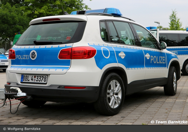BBL4-3378 - VW Tiguan - FuStW