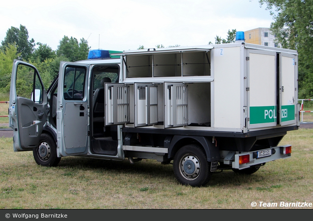 B-31131 - Renault Master - DHuFüKw