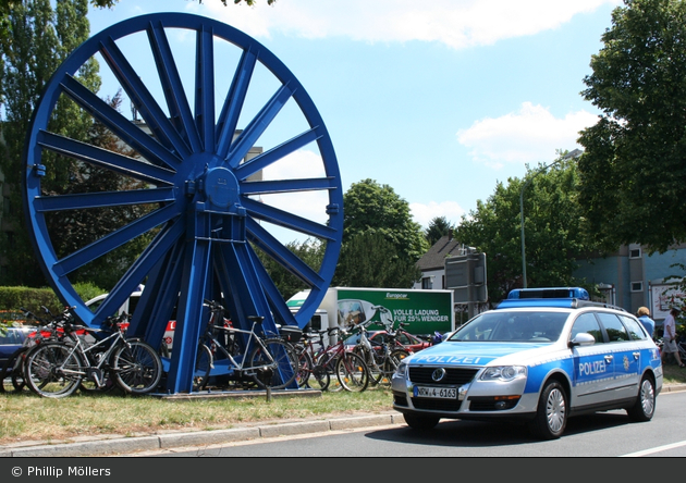 NRW4-6163 - VW Passat Variant - FuStW