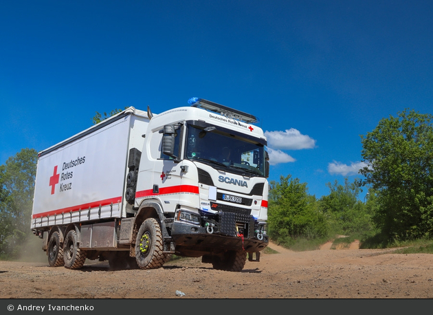 DRK Bundesvorhaltung Berlin - Logistik-LKW (B-RK 9250)