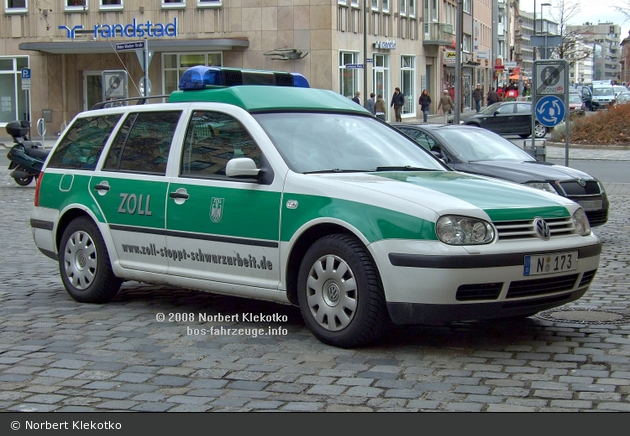 BY - Nürnberg - VW Golf Variant