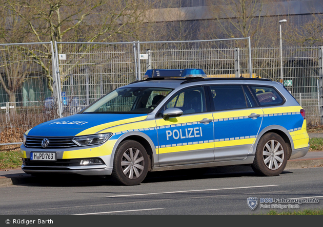 H-PD 763 - VW Passat Variant - FuStW
