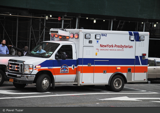 NYC - Manhattan - NewYork-Presbyterian EMS - ALS-Ambulance 1842 - RTW