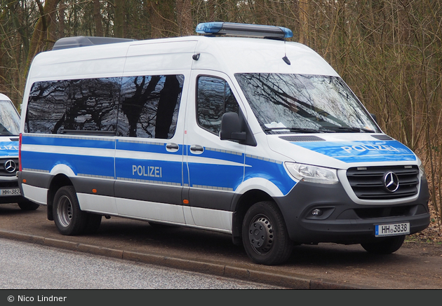 HH-3838 - MB Sprinter 516 CDI - GruKW