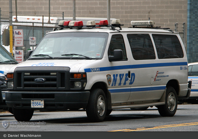 NYPD - Queens - Strategic Response Group 4 - HGruKW 8564