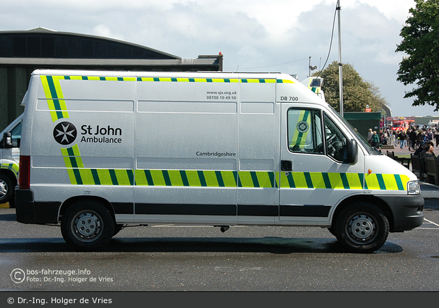 Cambridgeshire - St. John Ambulance - Van