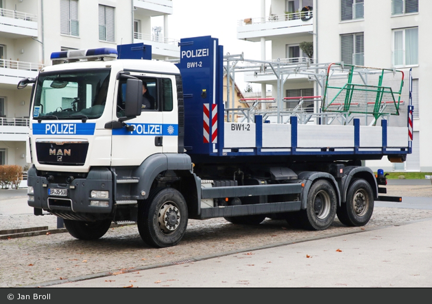 BP35-538 - MAN TGS 28.440 - WLF