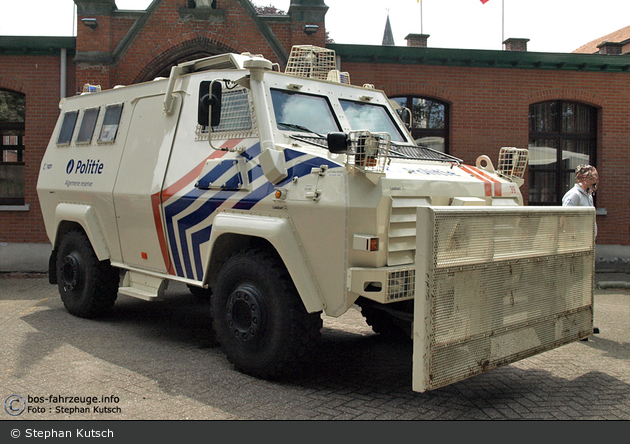 Etterbeek - Police Fédérale - Direction de Sécurité Publique - SW - 39