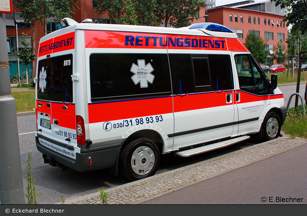 Krankentransport Berliner Rettungsdienst Team - BRT-09 KTW (a.D.)