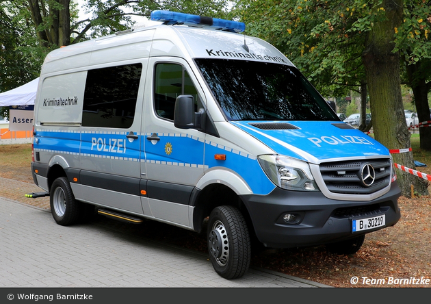 B-30219 - MB Sprinter - Kriminaltechnik