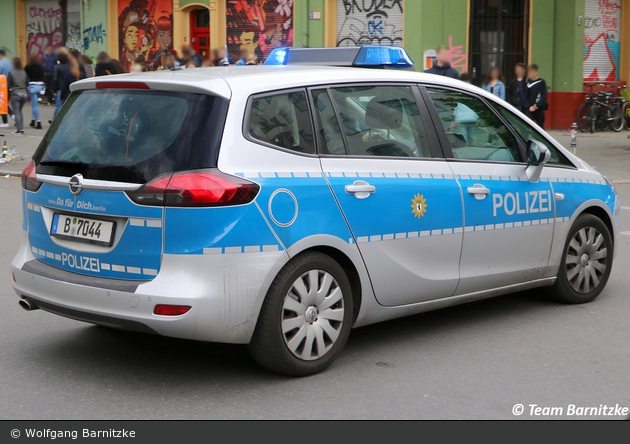 B-7044 - Opel Zafira Tourer - FuStW