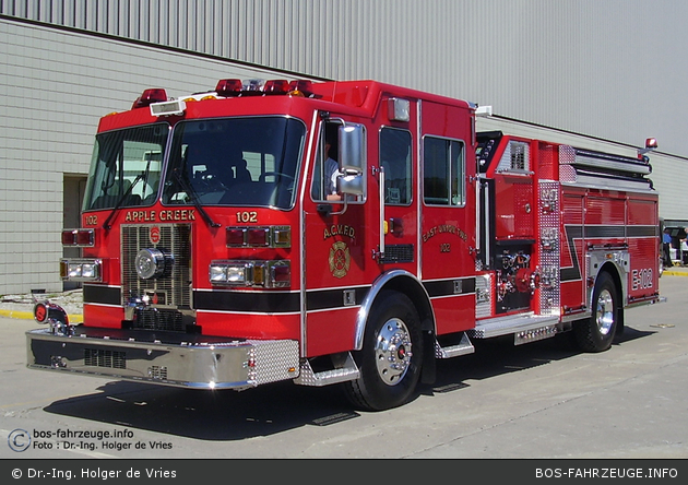 Apple Creek - FD - Engine 102