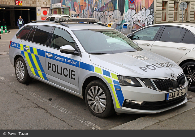 Praha - Policie - FuStW - 8AA 8164