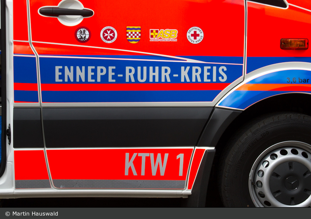 Rettung Ennepe 00 KTW 03