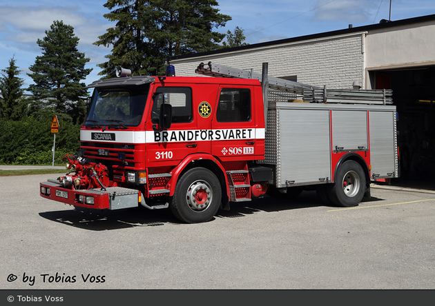 Arbrå - Räddningstjänsten Södra Hälsingland - Släck-/Räddningsbil - 2 26-3010 (a.D.)