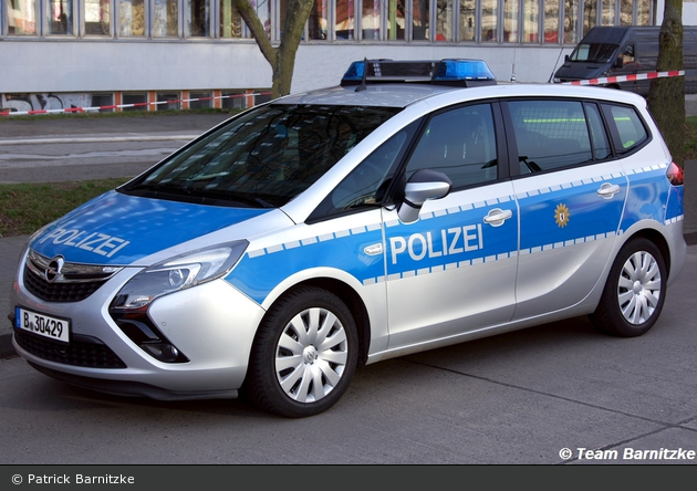 B-30429 - Opel Zafira Tourer - FuStW