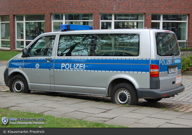 Bremen - VW T5 - FuStW (HB-7035)