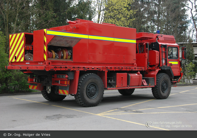GB - Sennelager - Defence Fire & Rescue Service - TLF 5000 (09/25-01) (a.D.)