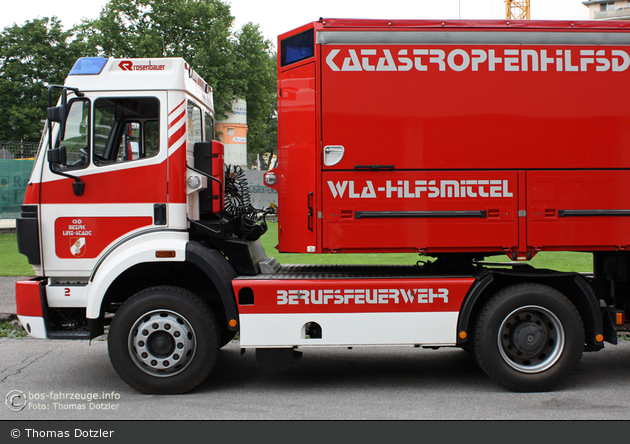 Linz - BF - Hauptfeuerwache - SZF 2 mit WLA-Hilfsmittel