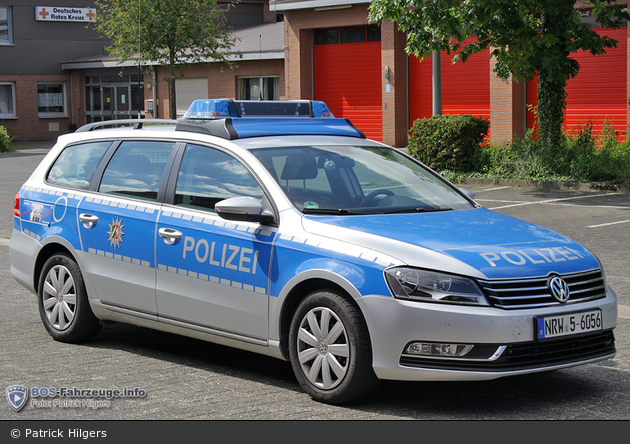 NRW5-6056 - VW Passat - FuSTW