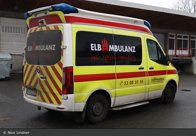 Elbambulanz Hamburg - KTW 02/02 (HH-EA 227)