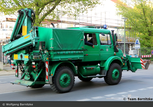 BP42-551 - MB Unimog U 2150 L - ZumiLa