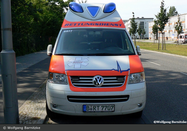 Krankentransport Berliner Rettungsdienst Team - BRT-07 KTW (a.D.)