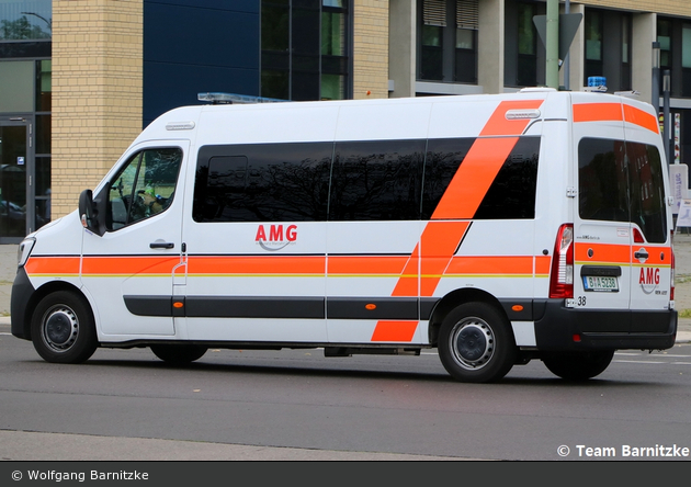 Krankentransport AMG - KTW 38 (B-A 5238)